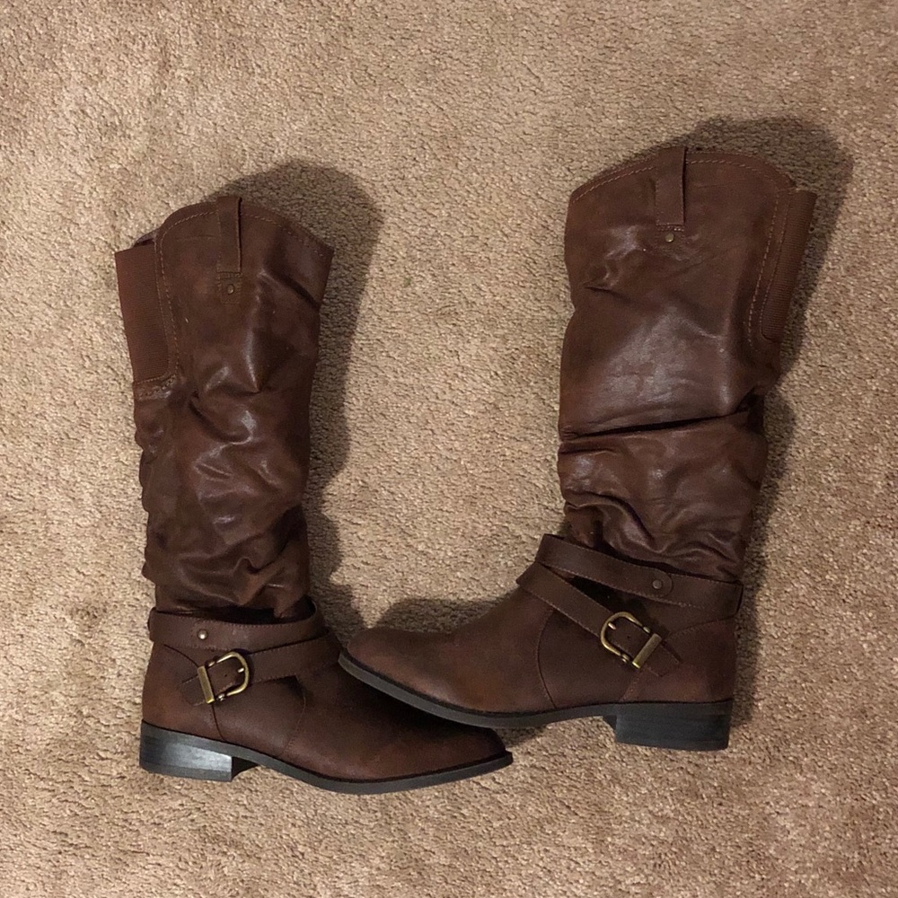 Riding boots